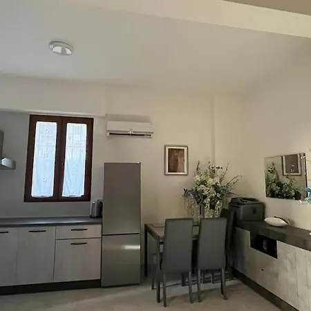 Bilocale Confortevole A Due Passi Dalla Stazione Apartament *