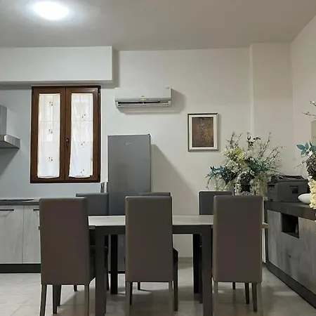 Bilocale Confortevole A Due Passi Dalla Stazione Apartament *