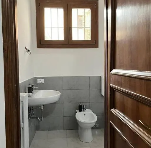 Bilocale Confortevole A Due Passi Dalla Stazione Apartmán