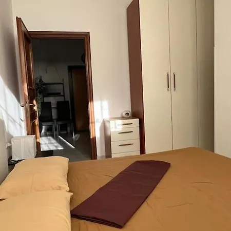 Apartment Bilocale Confortevole A Due Passi Dalla Stazione *